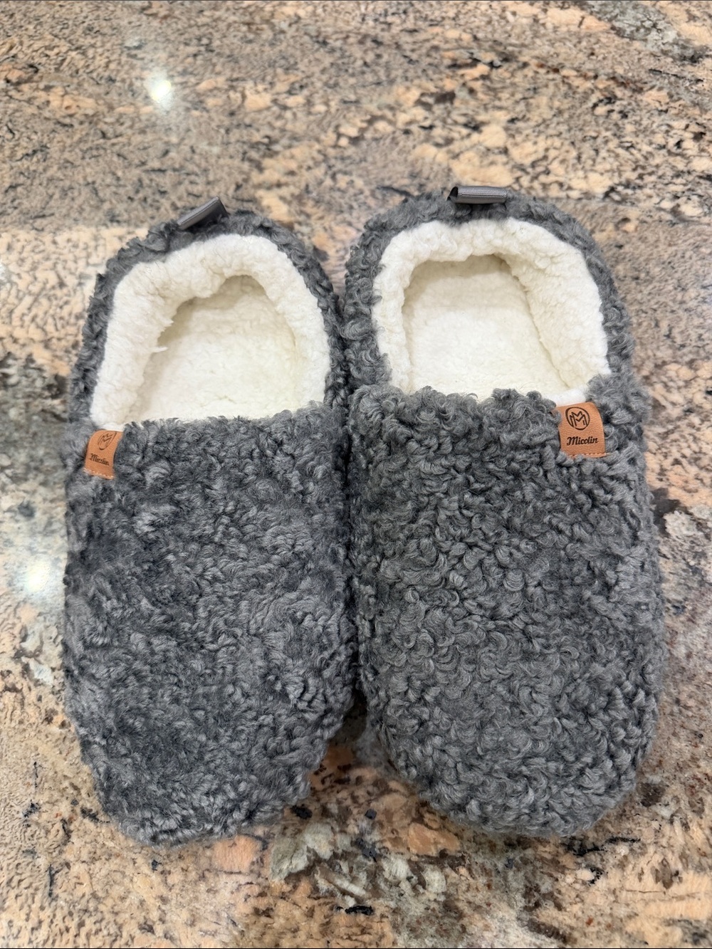 Cozy Women's Gray Sherpa Slippers